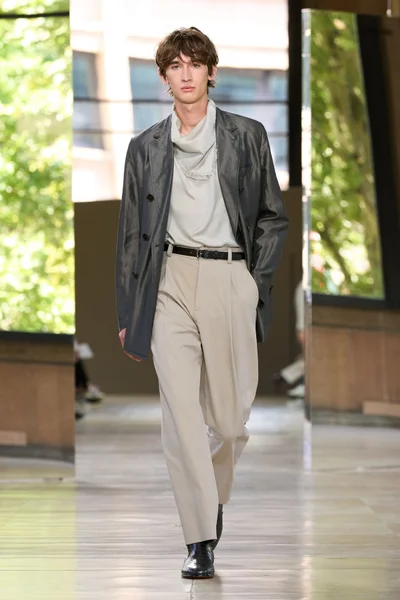 Look 51